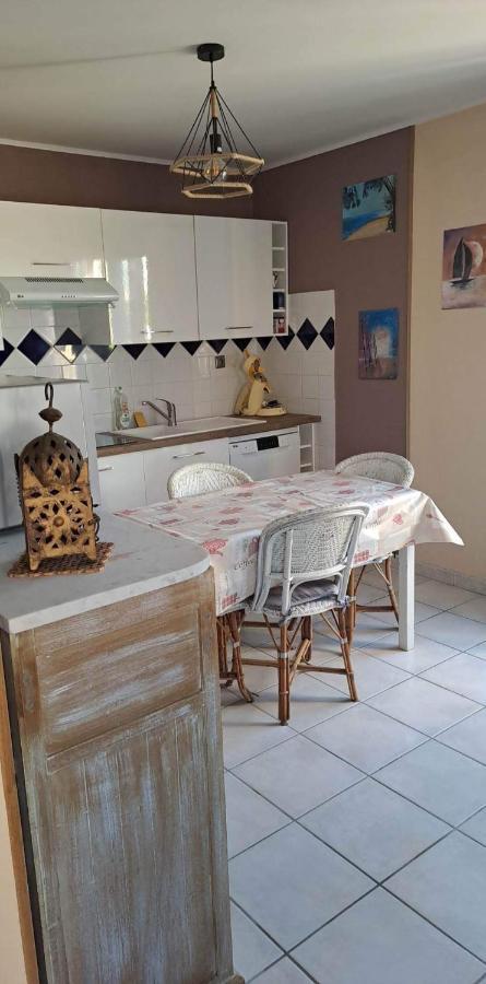 En plein cœur de l’Île d'Oléron, suite parentale. Dolus d'Oléron Esterno foto